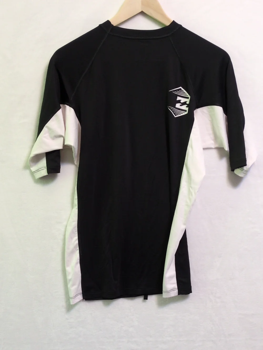 Billabong Built to Submerge XX-Large Black White Rash Guard UV Protection